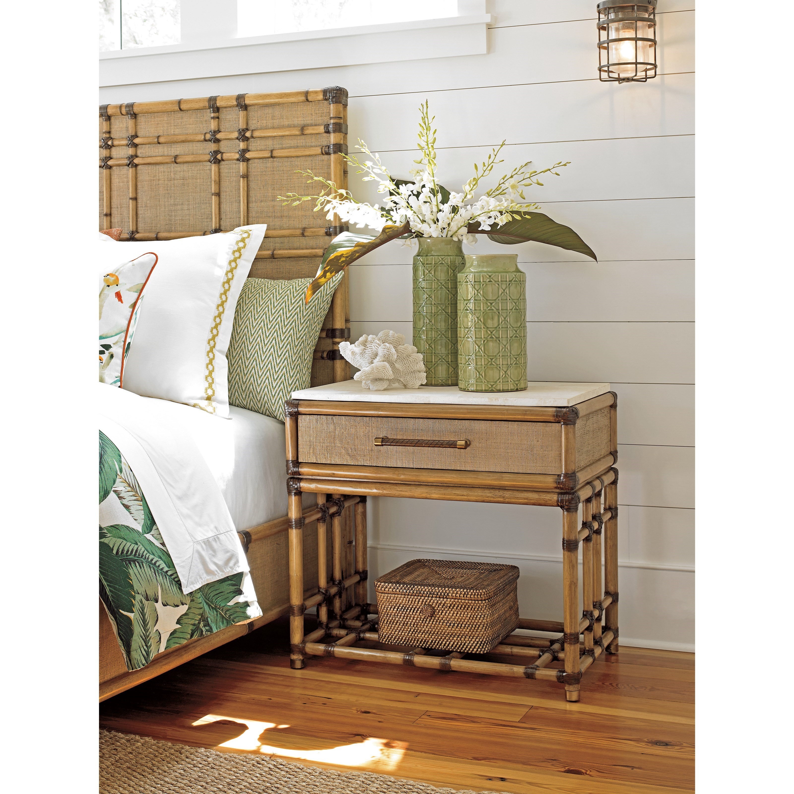 Cordoba hotsell accent cabinet